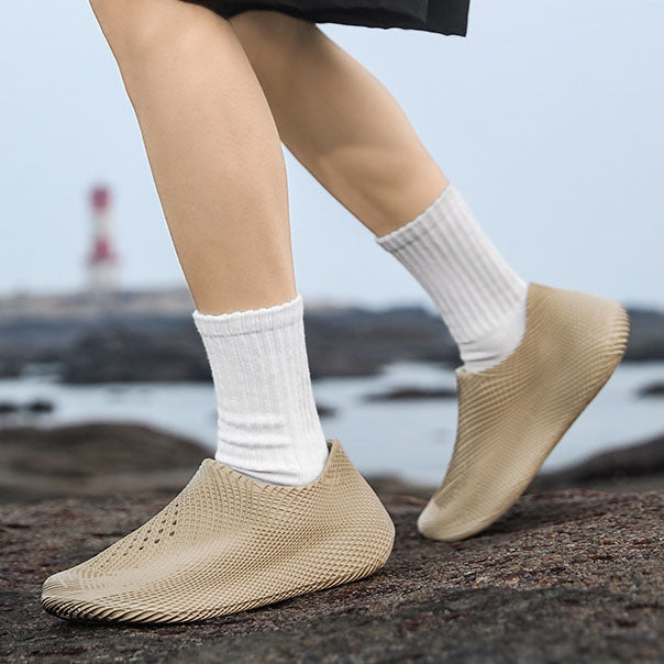 Ionico Ergonomic Slip-On Clogs