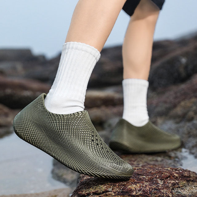 Ionico Ergonomic Slip-On Clogs